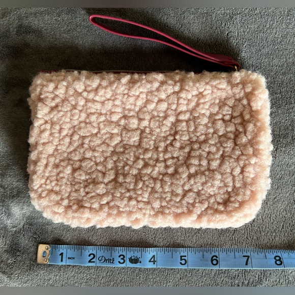 Cute Cosmetic/Travel Bundle - Picture 3 of 4